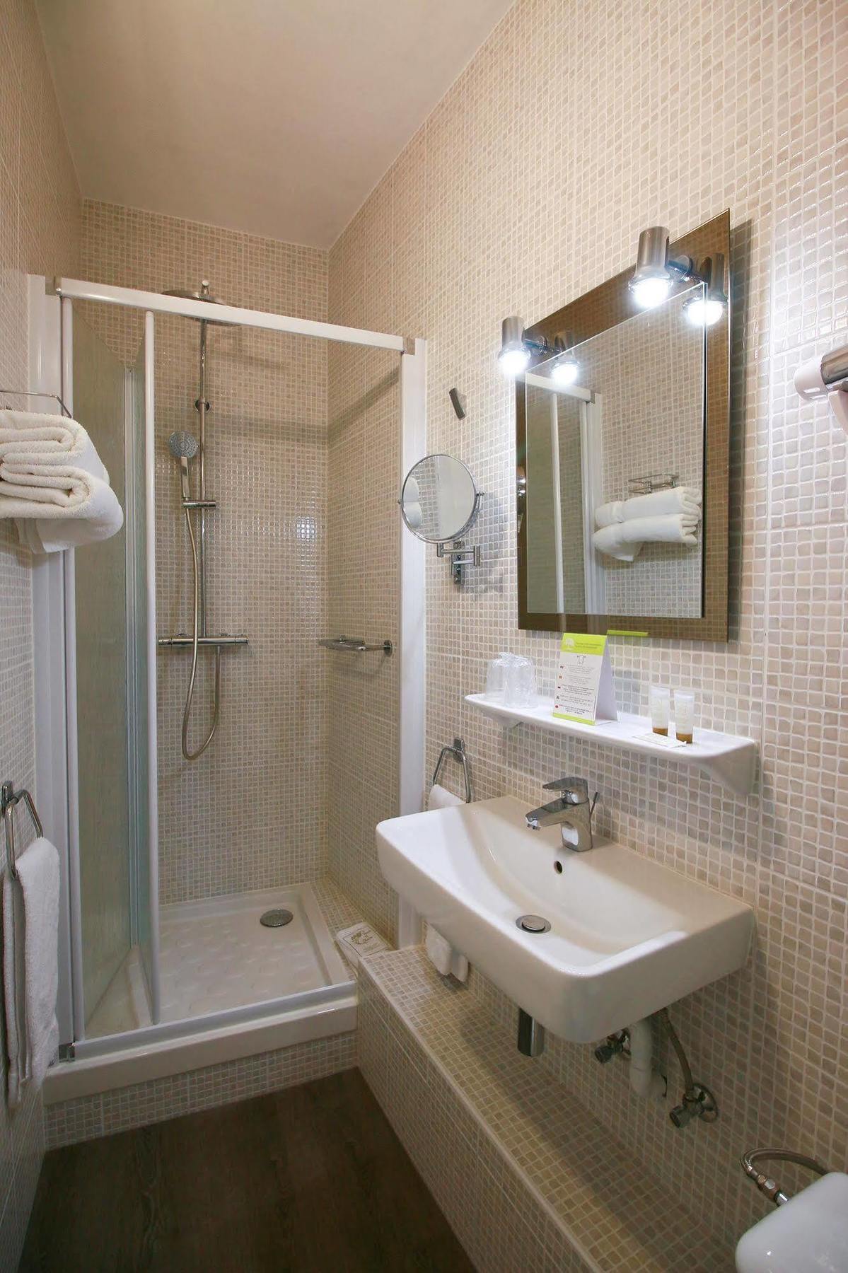 Hotel Panoramic Bagneres-de-Luchon Екстер'єр фото