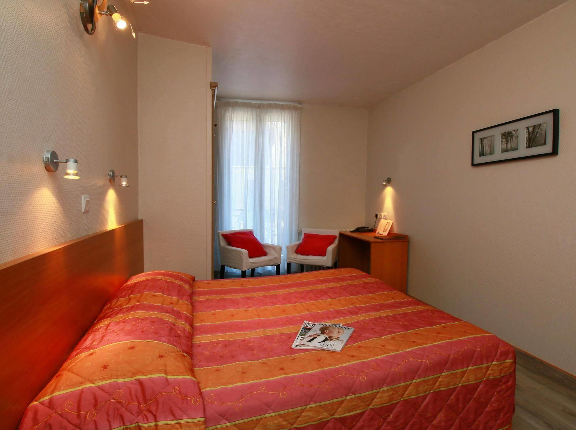 Hotel Panoramic Bagneres-de-Luchon Екстер'єр фото