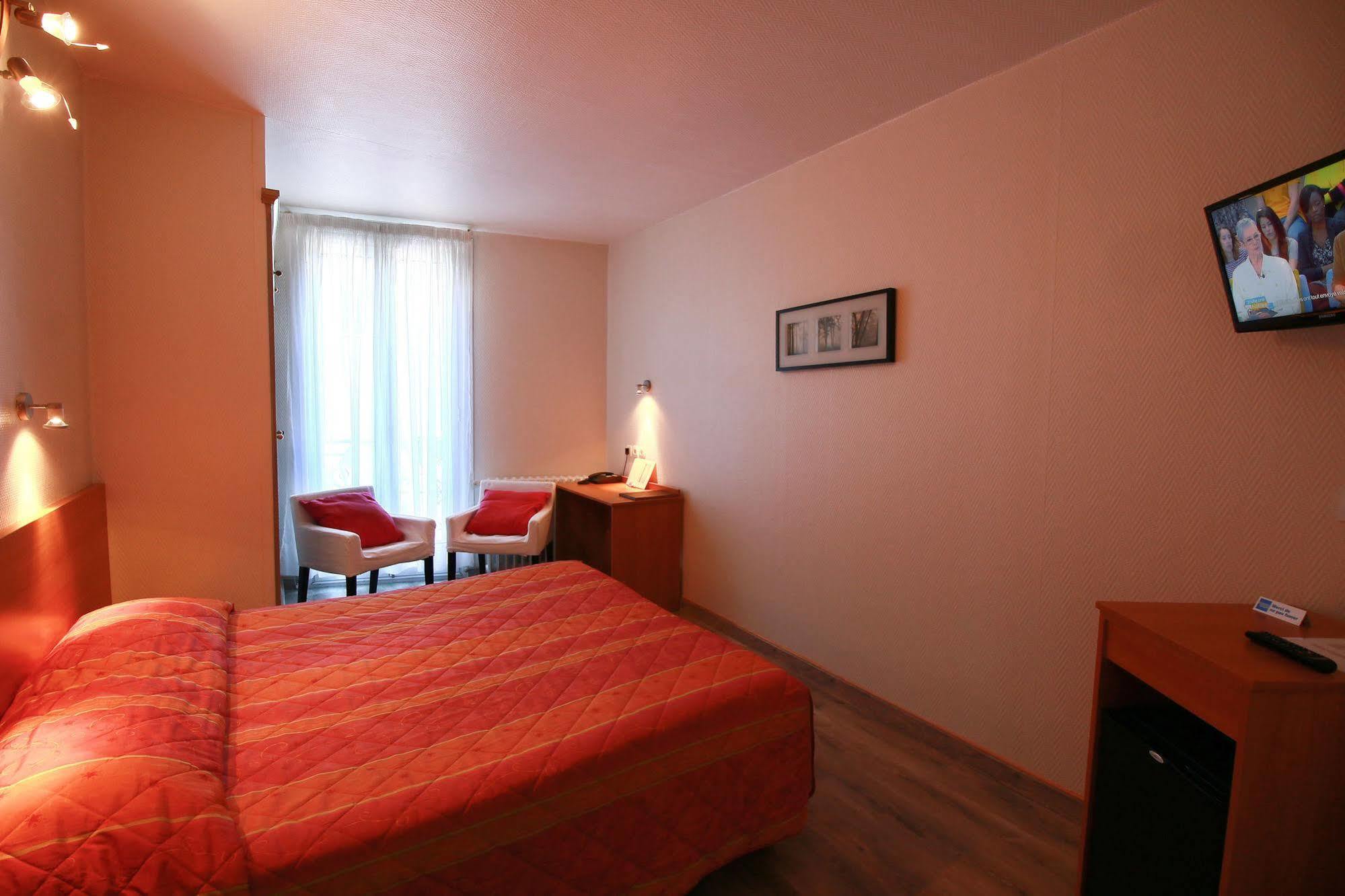 Hotel Panoramic Bagneres-de-Luchon Екстер'єр фото