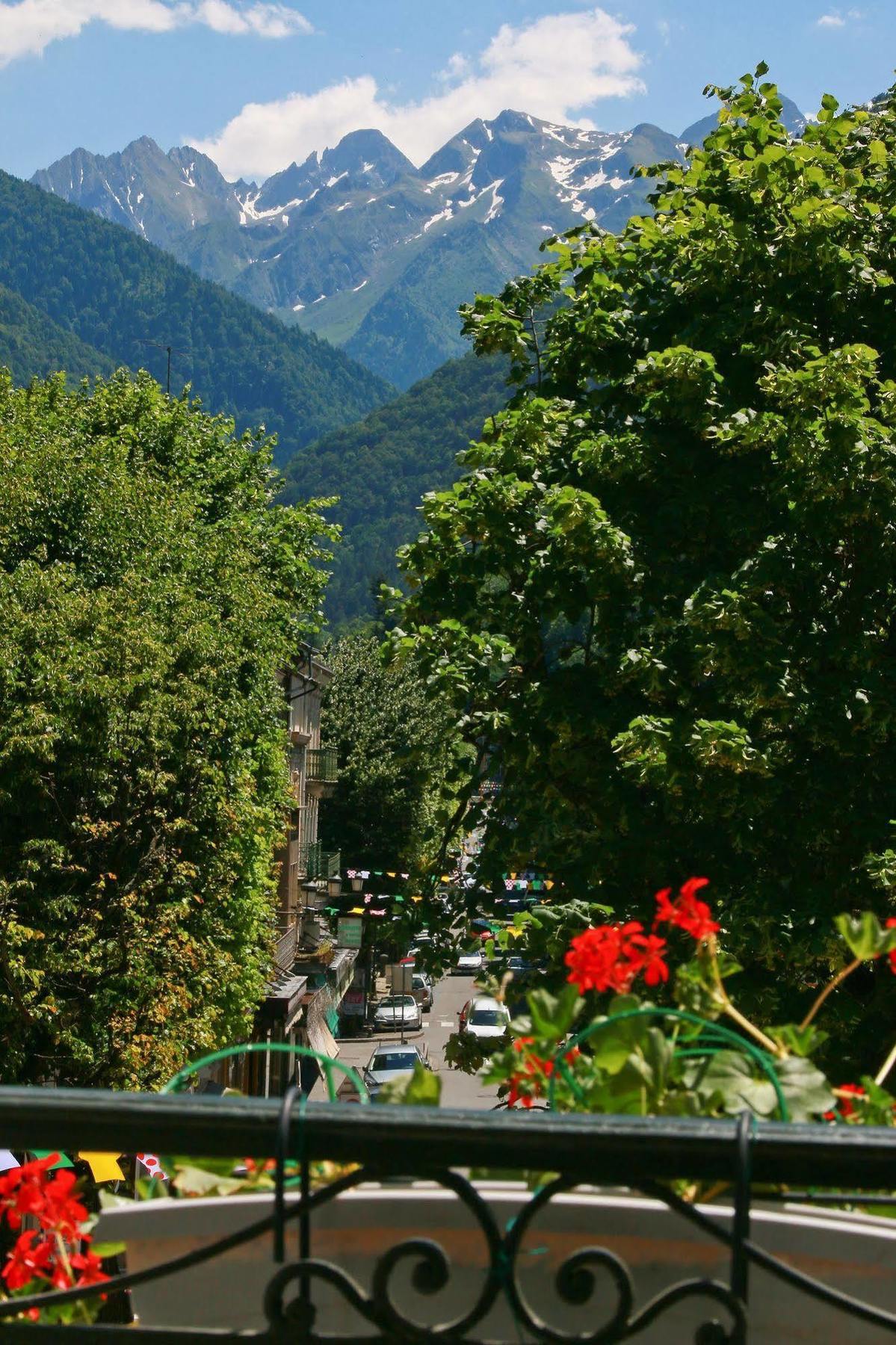Hotel Panoramic Bagneres-de-Luchon Екстер'єр фото